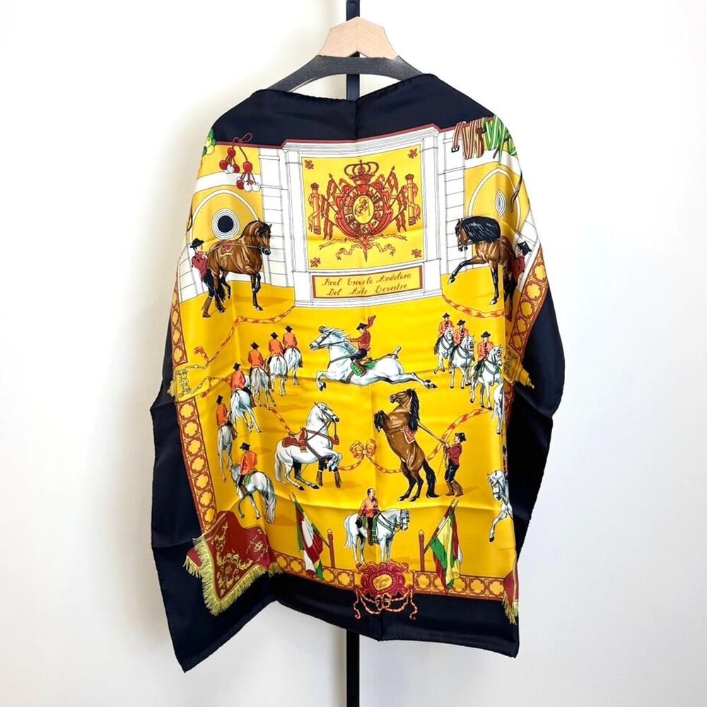 HERMES Vintage Carre 90 Silk Scarf Real Escuela Andaluza del Arte Escuetre Horse